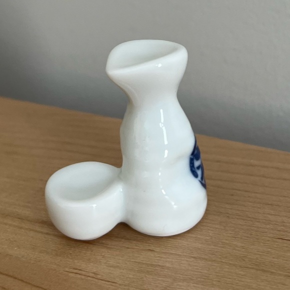 Ceramic Mount Fuji and Sakura Chopstick Rests - Picture 6 of 6